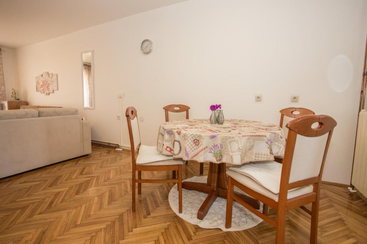 Apartment Rosse Porec Exterior photo