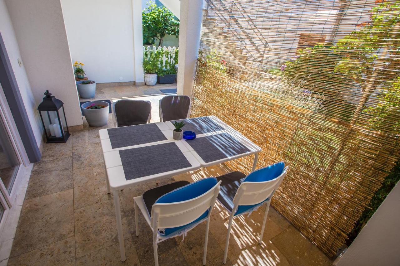 Apartment Rosse Porec Exterior photo